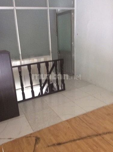 -Cho thuê nhà hẻm 3 gác cách đường số 2 P Tân Quy 20m DT 3,7x14m gác