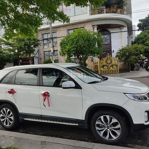 Cho thuê xe tự lái 4c - 7c, nhận hợp đồng cưới hỏi, công tác.