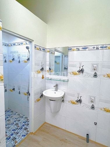 Bán nhà chính chủ, 3,2m x 9,5m nở hậu. 2PN, 2WC. Đường HT35, Quận 12.