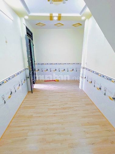 Bán nhà chính chủ, 3,2m x 9,5m nở hậu. 2PN, 2WC. Đường HT35, Quận 12.