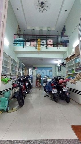 Cần tiền bán nhà 481/26 tân kỳ tân quí nhà đúc 3 tấm. 