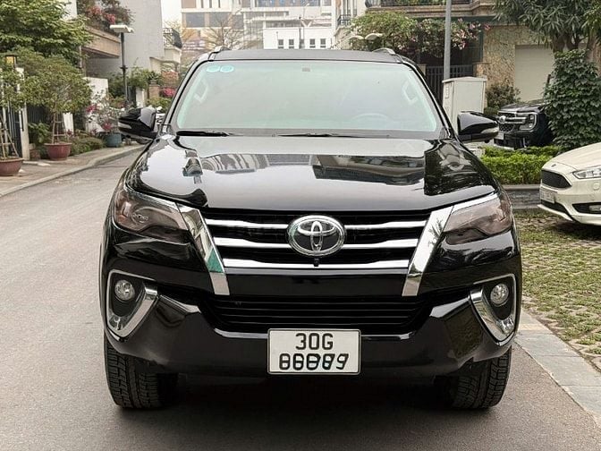 Bán xe Fortuner,7 chỗ, Màu Đen, Biển Hà Nội 