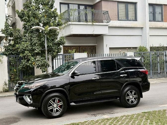 Bán xe Fortuner,7 chỗ, Màu Đen, Biển Hà Nội 