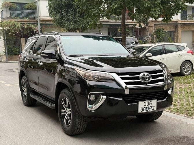 Bán xe Fortuner,7 chỗ, Màu Đen, Biển Hà Nội 