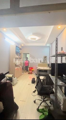 Nhà hẻm xe tải kinh doanh tốt- Chợ Bà Chiểu 