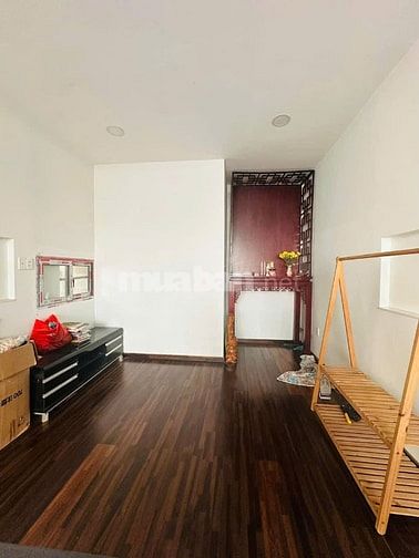 QUẬN 10 NGAY HÀ ĐÔ HẺM XE HƠI 5M 43M2 KO LỘ GIỚI 3 TẦNG, KINH DOANH