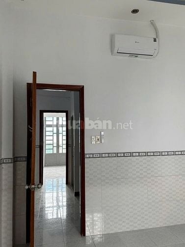 Nhà 3 lầu HXH thông Phạm Văn Chí, Quận 6 bán 6.5 tỷ thương lượng 