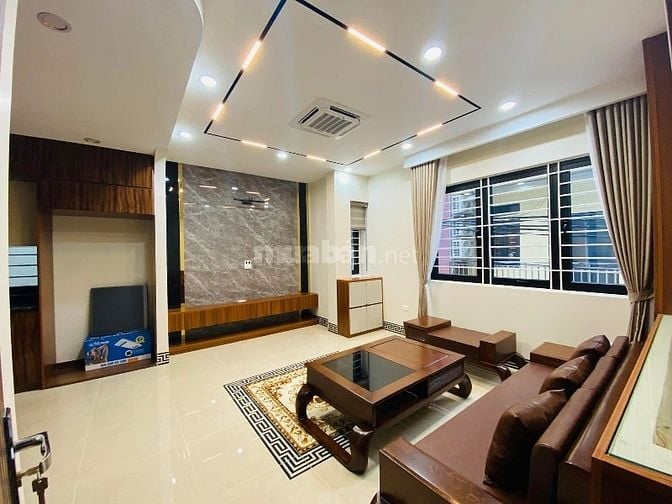 Bán Nhà Mặt Phố Cự Lộc - 40m x 6 Tầng-Nhà Mới -Ô Tô Vào Nhà Hơn 13 Tỷ