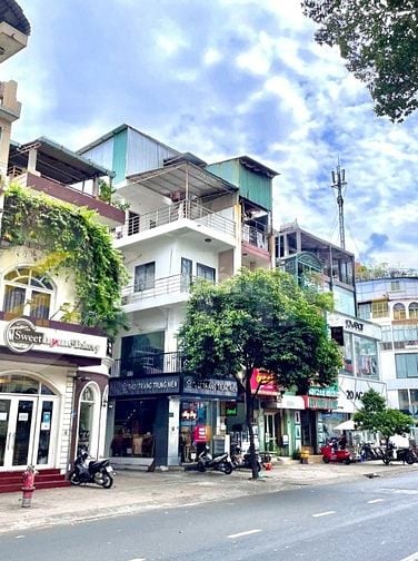 Cho thuê nhà 2MT Cao Thắng P.4 Quận 3 giá 55 triệu  52m2 