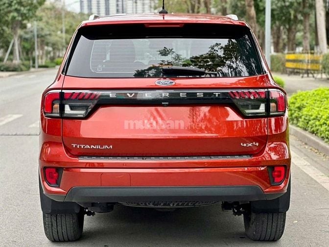 Bán xe Ford Everest,6 chỗ, giá 1 tỷ 290 triệu 