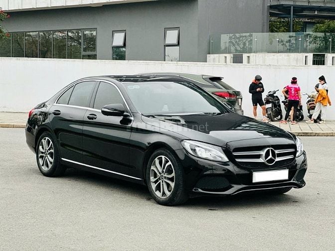 Mercedes C 200 ,Đen,SX 2018,, Giá 760 tr