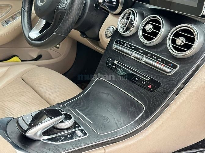 Mercedes C 200 ,Đen,SX 2018,, Giá 760 tr