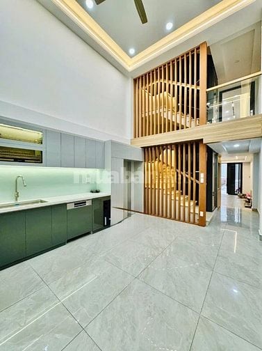 Nhà mới 49,7m2 giá 2 tỷ 480 triệu đường Hoàng Hoa Thám, P6, Bình Thạnh