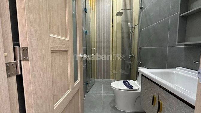 Bán lỗ căn nhà mới xây gần ĐẠI HỌC QUỐC TẾ MIỀN ĐÔNG-THỦ DẦU MỘT chỉ c