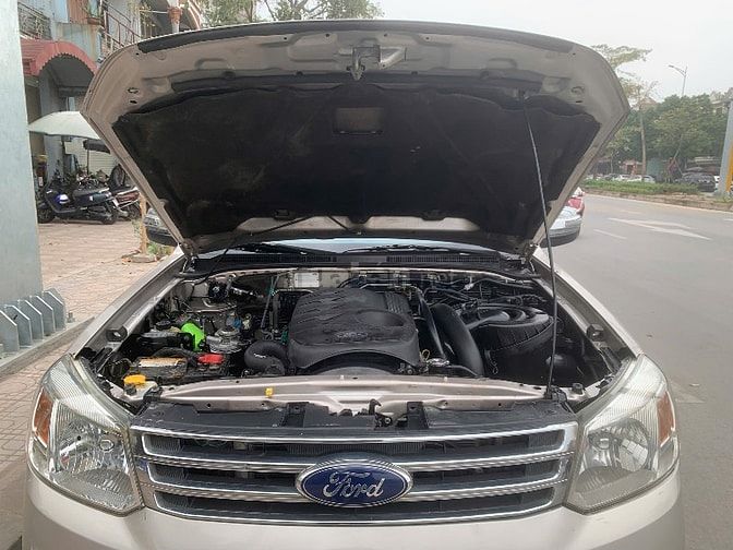 FORD EVERESTUW151-2 máy DẦU-2014