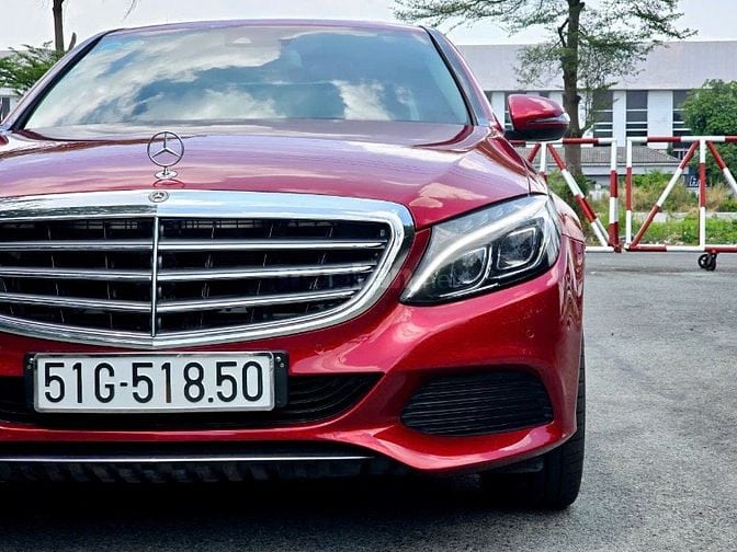 🆘 Hàng tuyệt chủng - Mercedes Benz C250 model 2018 / Hộp số 9 cấp