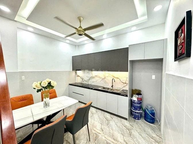 Bán nhà khu vực Bình thạnh.phạm văn chiêu DT 72m2(5×14.4) SHR