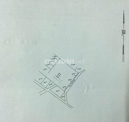 Bán lô đất Thảo Điền, 8.5x18m đất, sổ hồng, khu vực xây cao tầng