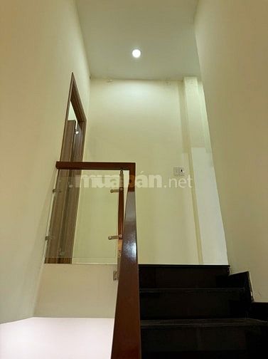 Chính chủ bán nhà Trần Văn Quang P.10 Q.Tân Bình ( 3,7m x 12,7m )