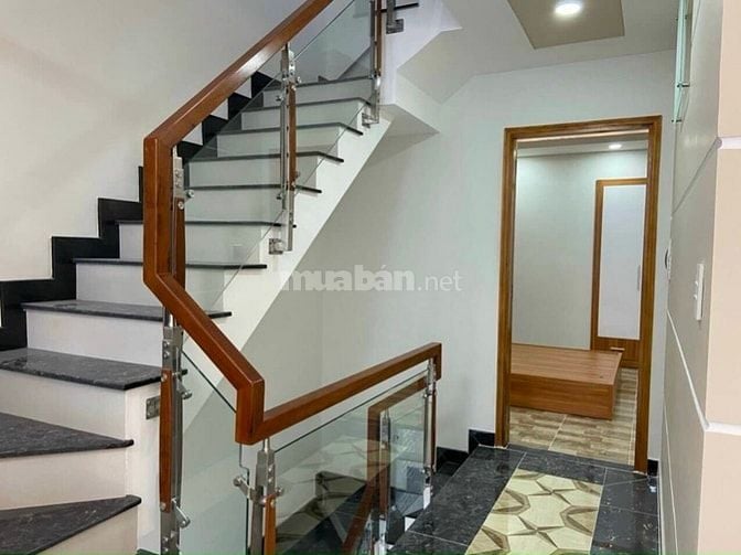 Bán Gấp !!! Nhà phố 4 tầng 60m2/3.9Tỷ tại Nguyễn Xí, P13, Bình Thạnh