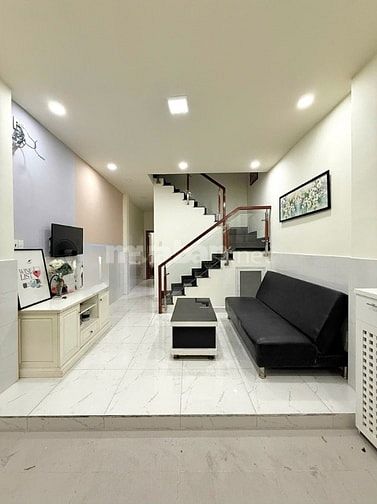Chính chủ bán nhà Trần Văn Quang P.10 Q.Tân Bình ( 3,7m x 12,7m )