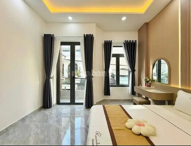 Bán Nhà Tri Ân Nội Thất Đ. LÝ THÁI TỔ DT : 40m2 SHR Sang Tên Nhận Nhà 