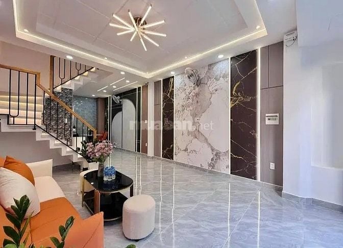 Bán Nhà Tri Ân Nội Thất Đ. LÝ THÁI TỔ DT : 40m2 SHR Sang Tên Nhận Nhà 