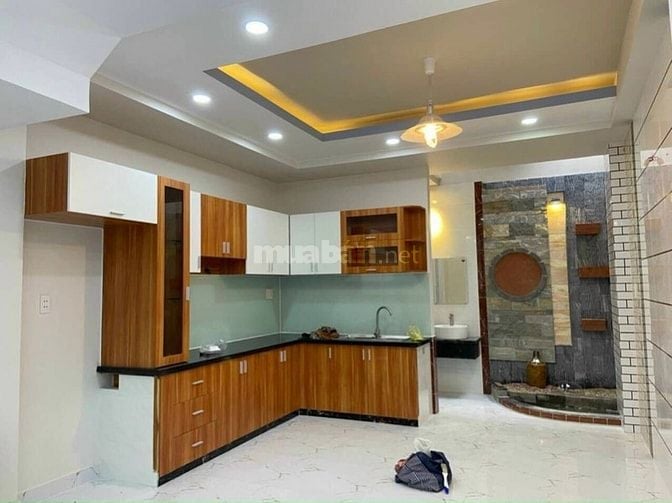 Bán Gấp !!! Nhà phố 4 tầng 60m2/3.9Tỷ tại Nguyễn Xí, P13, Bình Thạnh