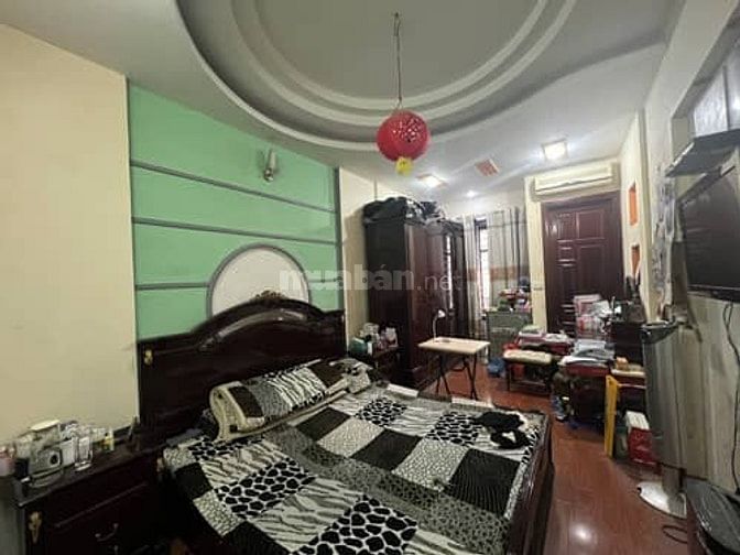Nhà Yên Lãng- Đống Đa– 50m² – 5 Tầng – Giá: 19 Tỷ   Ô TÔ TRÁNH 