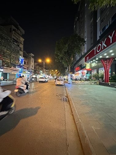 TÔI BÁN NHÀ THANH XUÂN, NGÕ THÔNG KINH DOANH, NHÀ ĐẸP Ở LUÔN, GIÁ TỐT 