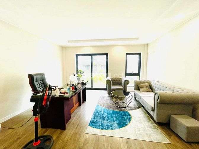  BÁN NHÀ  PHỐ TRUNG KÍNH TO, Cầu Giấy: 68m2, Mặt tiền 12m, lô góc 