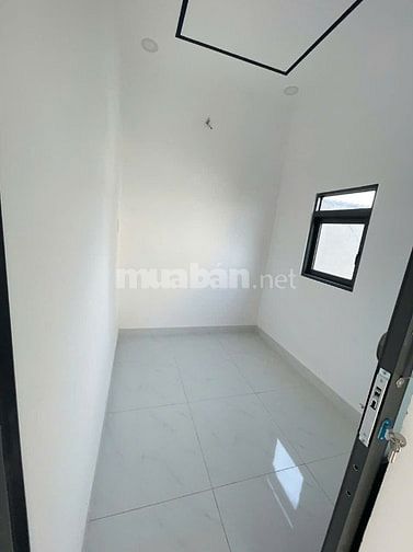 Chính chủ bán nhà riêng 40m2 gần chợ xuân thới thương hóc môn giá 390t