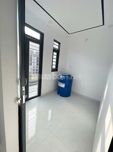 Chính chủ bán nhà riêng 40m2 gần chợ xuân thới thương hóc môn giá 390t