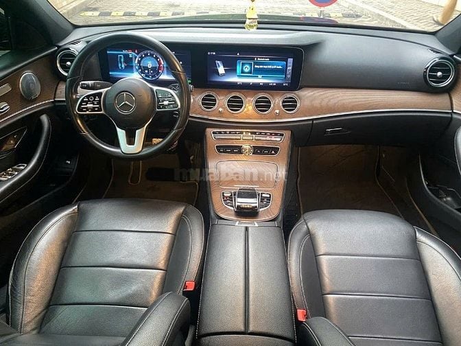 Cần bán xe MERCEDES E200 (2020) - màu Đen, bảo dưỡng đầy đủ định kỳ