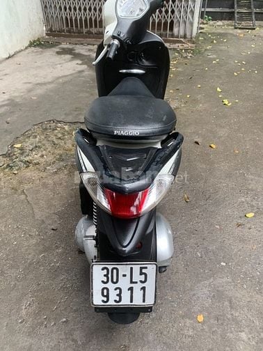 Cần bán xe Piaggio Liberty 125cc màu trắng, xe cực đẹp