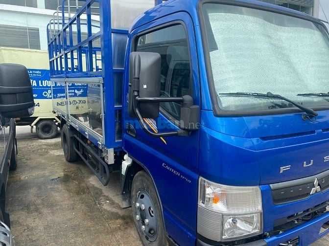 XE TẢI MITSUBISHI FUSO TF4.9 TẢI 1.9 TẤN THÙNG DÀI 4,45M