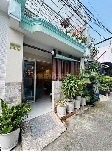Cần bán nhà 1 trệt, 1 lầu ở xã Trung Chánh, Hóc Môn.