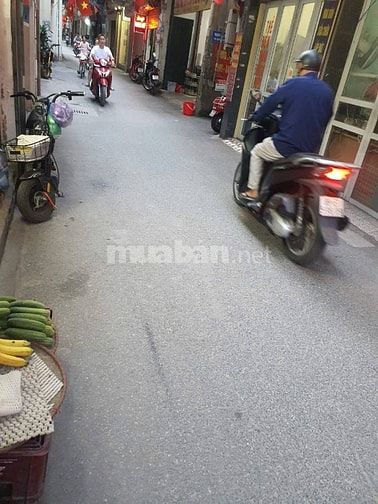 Chính chủ bán nhà 83 ngõ 211 Khương Trung, 35m2, 5 tầng, ngõ ô tô, KD.
