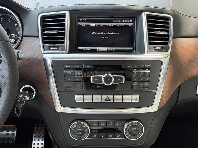 MERCEDES BENZ ML400 4MATIC Phiên bản đặc biệt ghế quả trám Designo