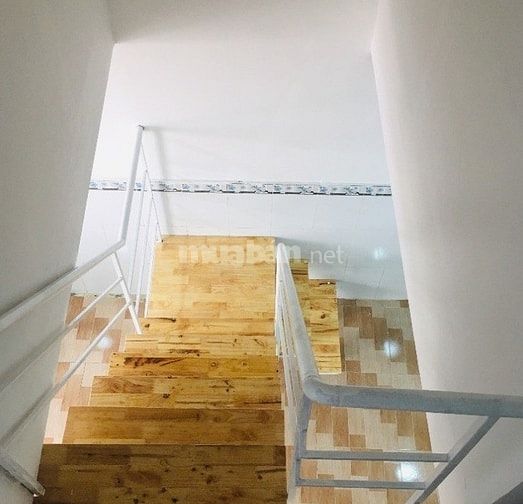 Nhà cấp 4 phố Trần Đại Nghĩa 43,5m2 mt3,6 giá 13 tỷ gần ô tô, bagac đỗ