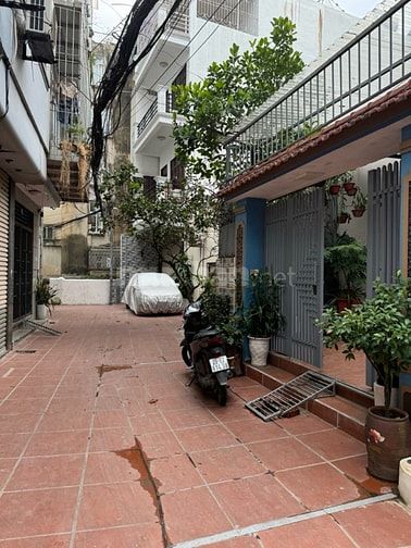 Bán nhanh nhà Định Công Thượng DT 90m2, 4 Tầng, MT 4.3m, Giá 14.5 tỷ.
