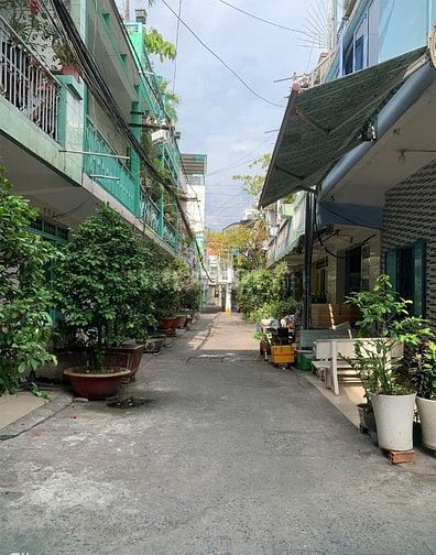 NHÀ Q8 DẠ NAM -  KẾ BÊN CẦU CHỮ Y - 3 TẦNG BTCT KIÊN CỐ.