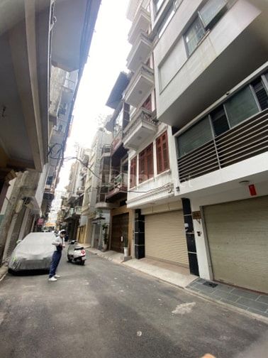 Chính chủ bán nhà 603 Lạc Long Quân, ngõ ô tô tránh nhau