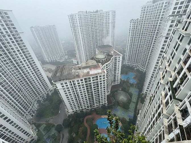 Bán căn hộ 3PN 131m2 full đồ R2 Royal City, view vườn hoa, 13.5 tỷ
