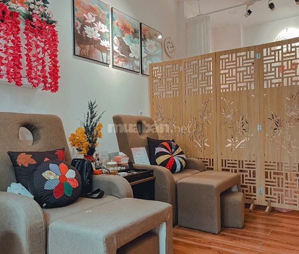 Ngân Ngân Spa nhận đào tạo học viên chăm sóc da, gội đầu, thải độc 