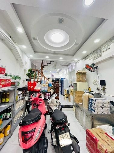Khu Lữ Gia giáp Q10 DT 60m2 (4*15) Hẻm ô tô 5m thông,2 tầng mới ở liền
