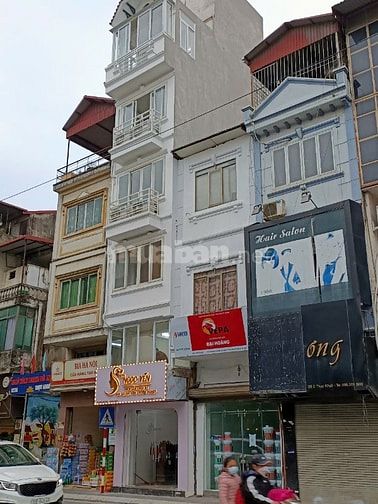 Bán nhà mặt phố , sổ đỏ chính chủ . 