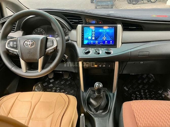 Gia đình cần bán xe đang sử dụng hiệu Toyota INNOVA bản E SX 2019