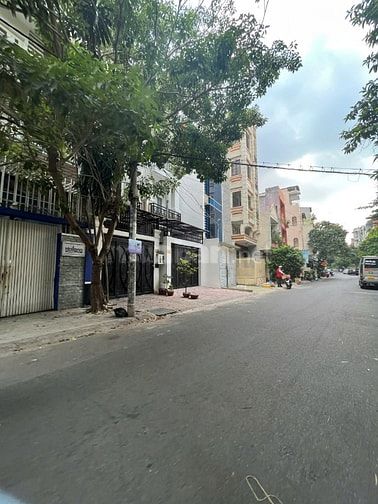 GIảm giá sâu! Nhà 4tầng Mặt tiền đường số Cư xá Chu Văn An giá cực tốt