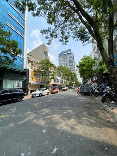 Building VP Mặt Tiền Quận 1 Mới Xây 100% - Đường Hai Bà Trưng